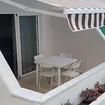 Con Piscina En Playa De Americas Апартаменты *
