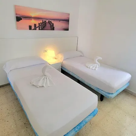 아파트 Con Piscina En Playa De Americas 플라야데라스아메리카스